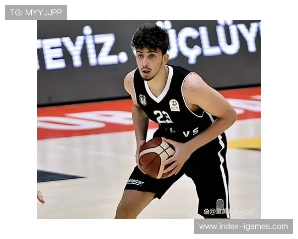 球队推出幕后纪录片项目，揭秘球队内外精彩瞬间