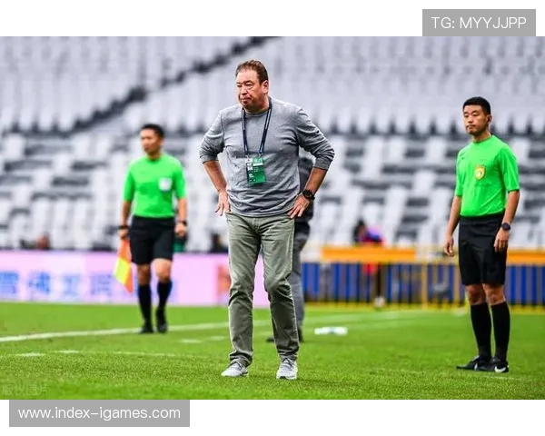 申花主帅斯卢茨基：下赛季外援或进行微调，健康出勤率下对阵容有信心